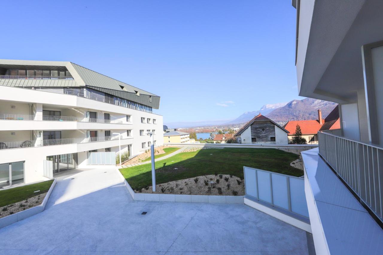 Le Lac Au Bout De La Rue - Garage Et Balcon A Deux Pas Du Centre Annecy Luaran gambar